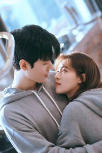 BẠN HỌC CŨ CÓ NGƯỜI YÊU TÔI ĐẾN ĐIÊN RỒ